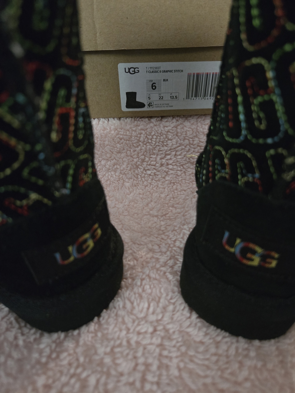UGG Kids Black Classic Graphic Stitch Boots - Rainbow Logo